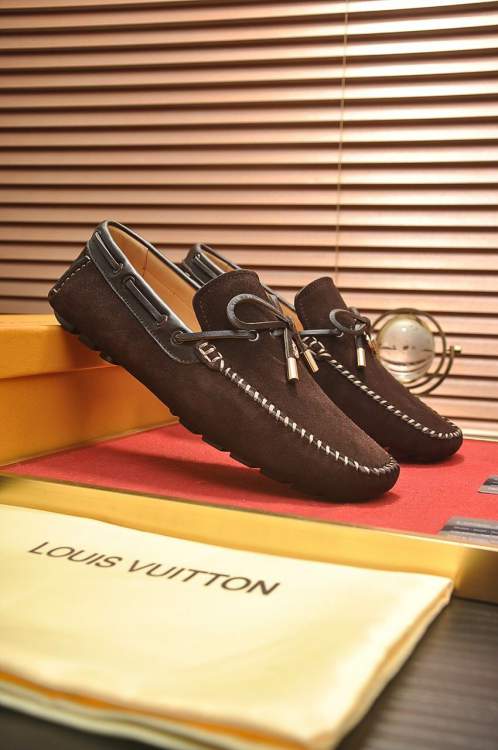 Picture of Louis Vuitton Shoes _SKULVsz38-44mnf0313911984